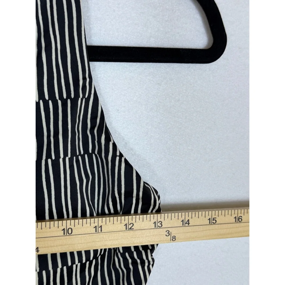 Athleta Maldives Striped Tankini Swim Top Halter Neck Keyhole Back‎ Size 34 B/C